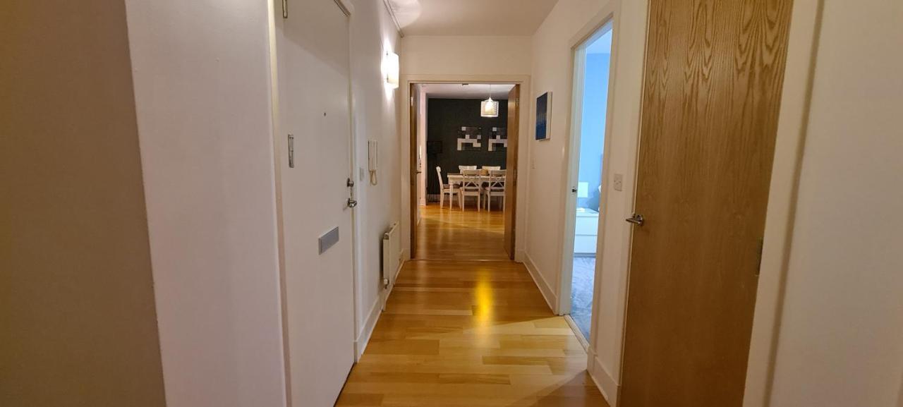 Pass The Keys Spacious 3Beds Flat Near City Centre - Free Parking 爱丁堡 外观 照片
