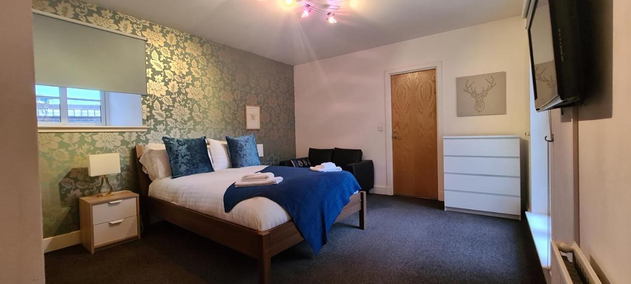 Pass The Keys Spacious 3Beds Flat Near City Centre - Free Parking 爱丁堡 外观 照片