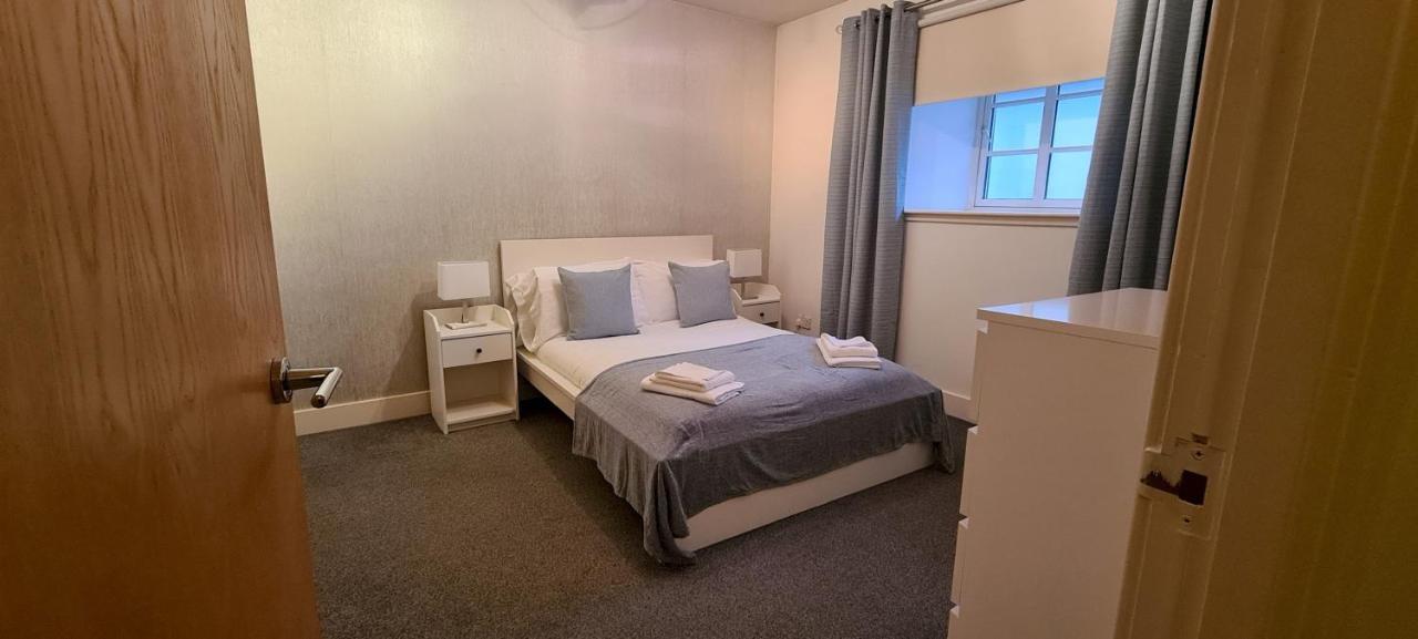 Pass The Keys Spacious 3Beds Flat Near City Centre - Free Parking 爱丁堡 外观 照片