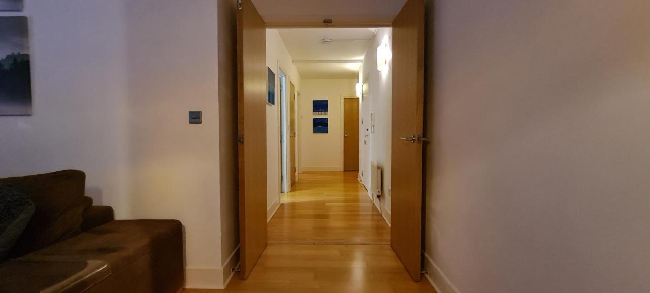 Pass The Keys Spacious 3Beds Flat Near City Centre - Free Parking 爱丁堡 外观 照片