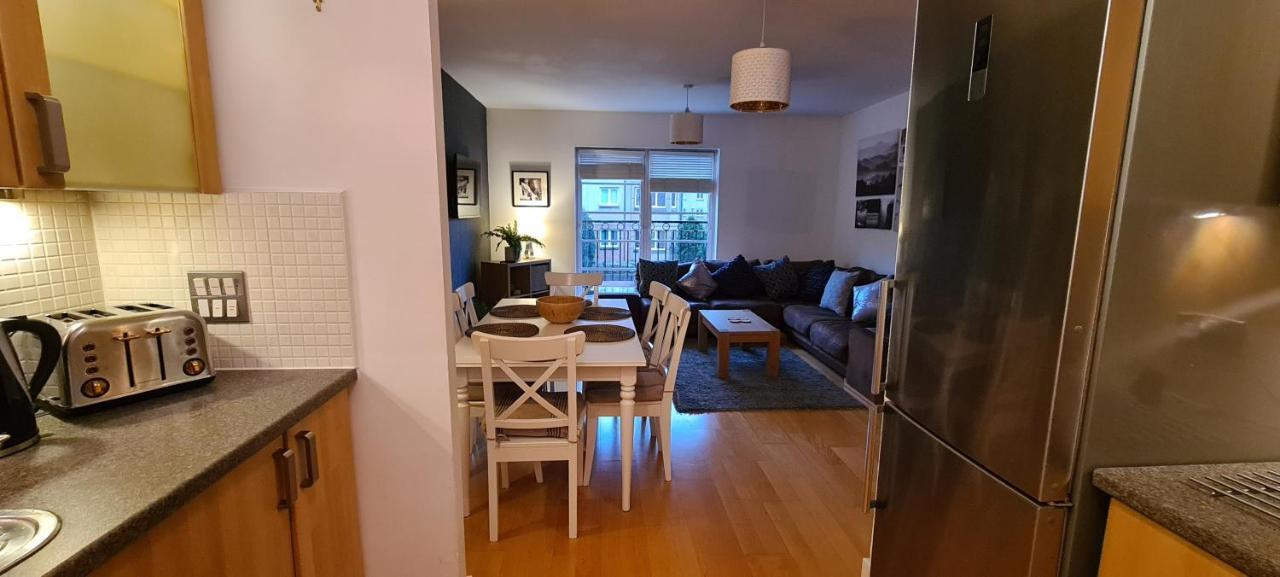 Pass The Keys Spacious 3Beds Flat Near City Centre - Free Parking 爱丁堡 外观 照片